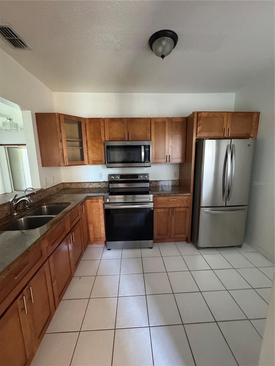 495 LAS CORTES LN #203, ORLANDO, FL, 32824