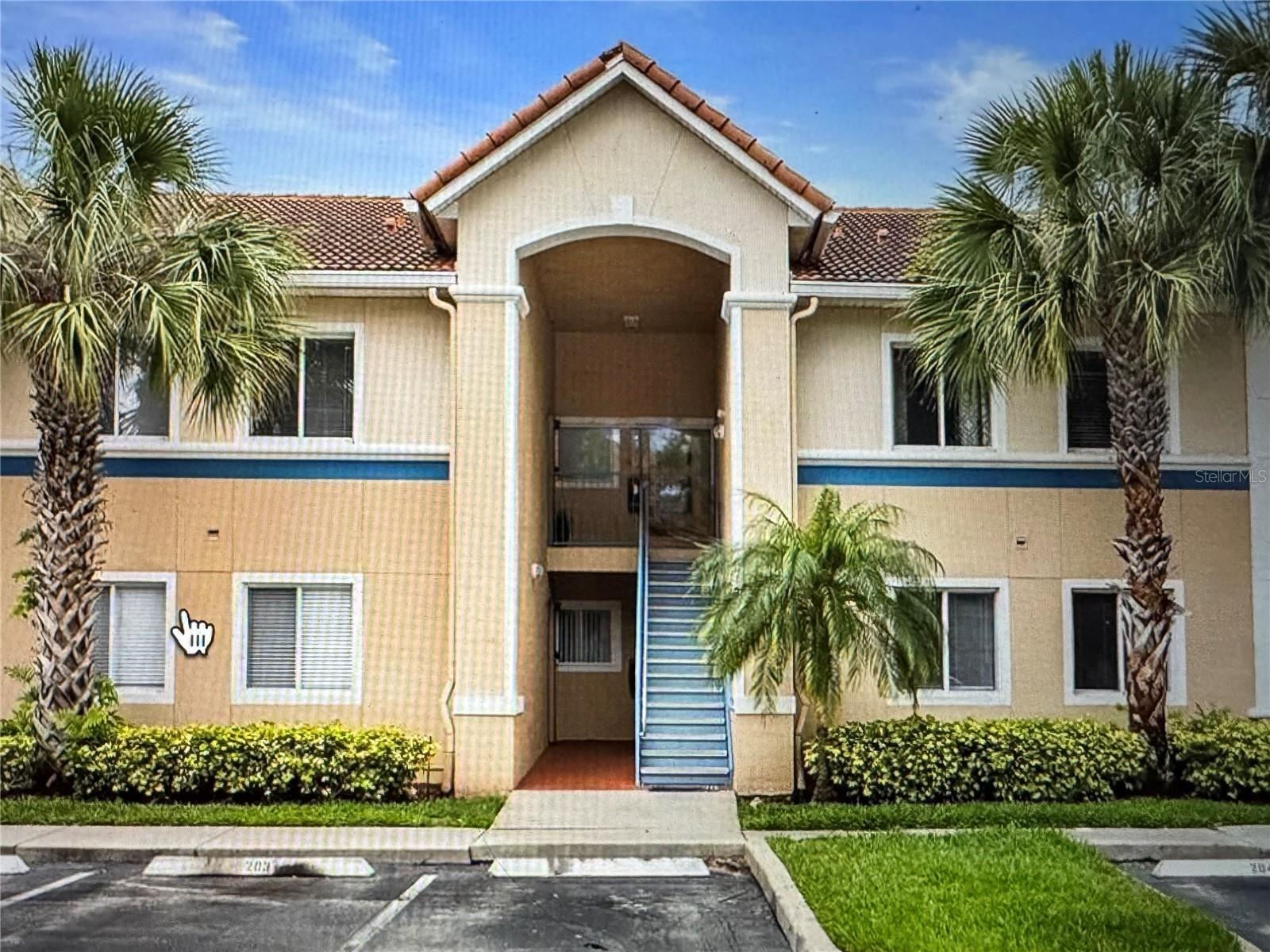 495 LAS CORTES LN #203, ORLANDO, FL, 32824