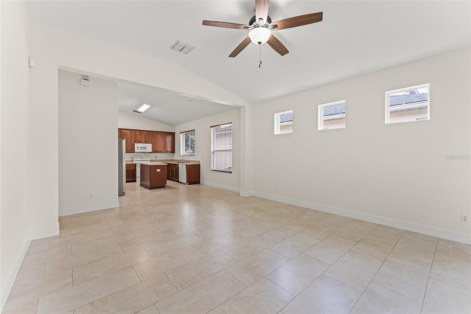 8838 ABBOTSBURY DR, WINDERMERE, FL, 34786