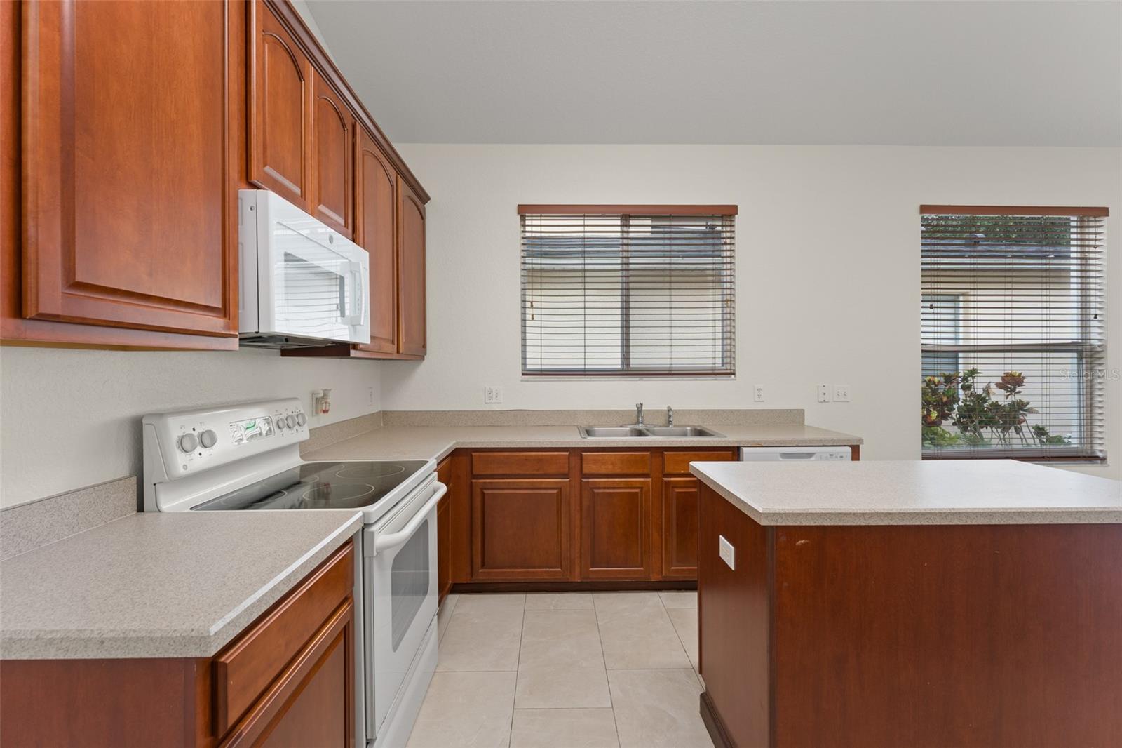 8838 ABBOTSBURY DR, WINDERMERE, FL, 34786