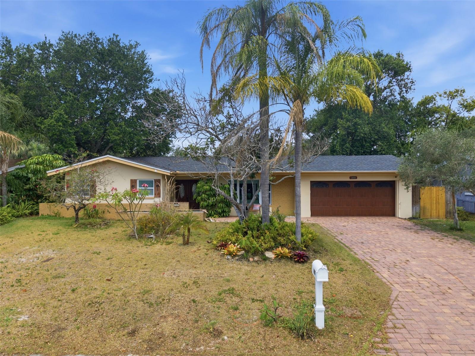 2050 DUNSTON COVE RD, CLEARWATER, FL, 33755