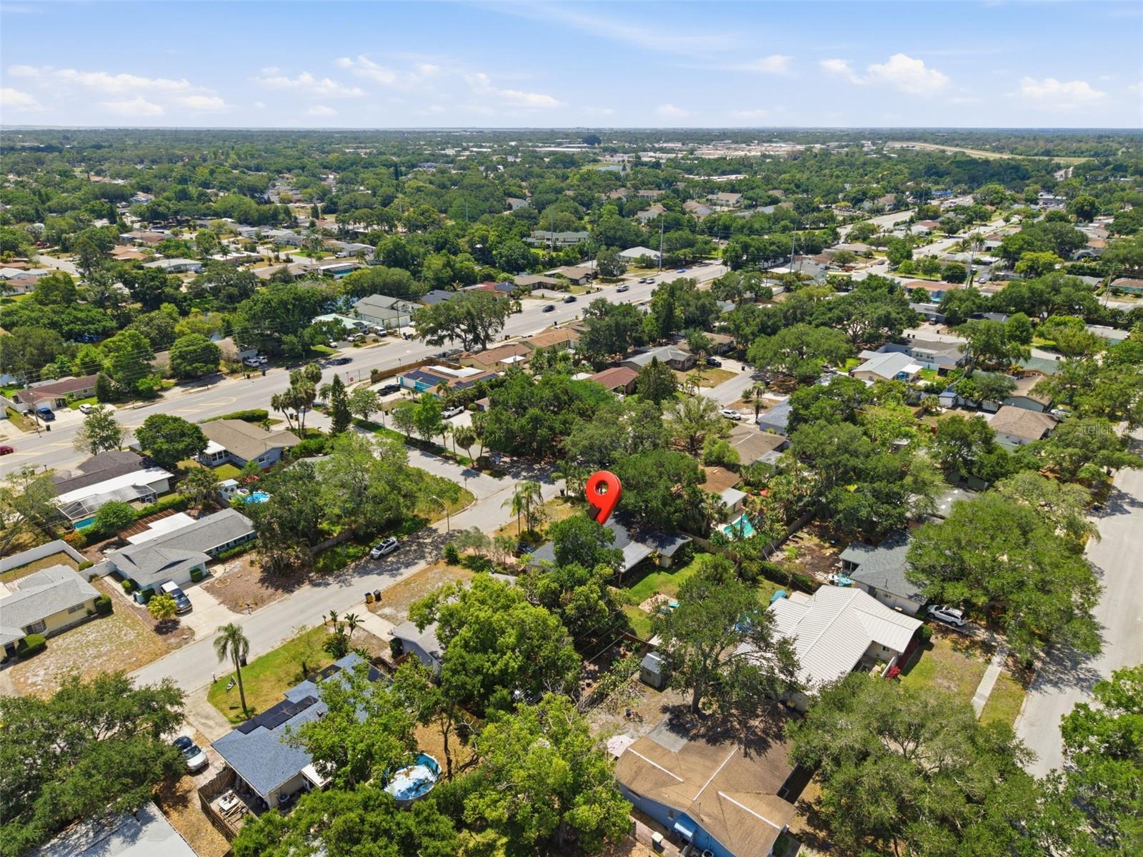 2050 DUNSTON COVE RD, CLEARWATER, FL, 33755
