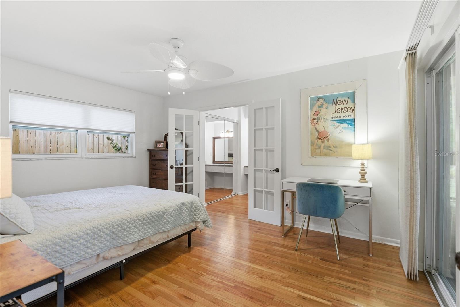 2050 DUNSTON COVE RD, CLEARWATER, FL, 33755