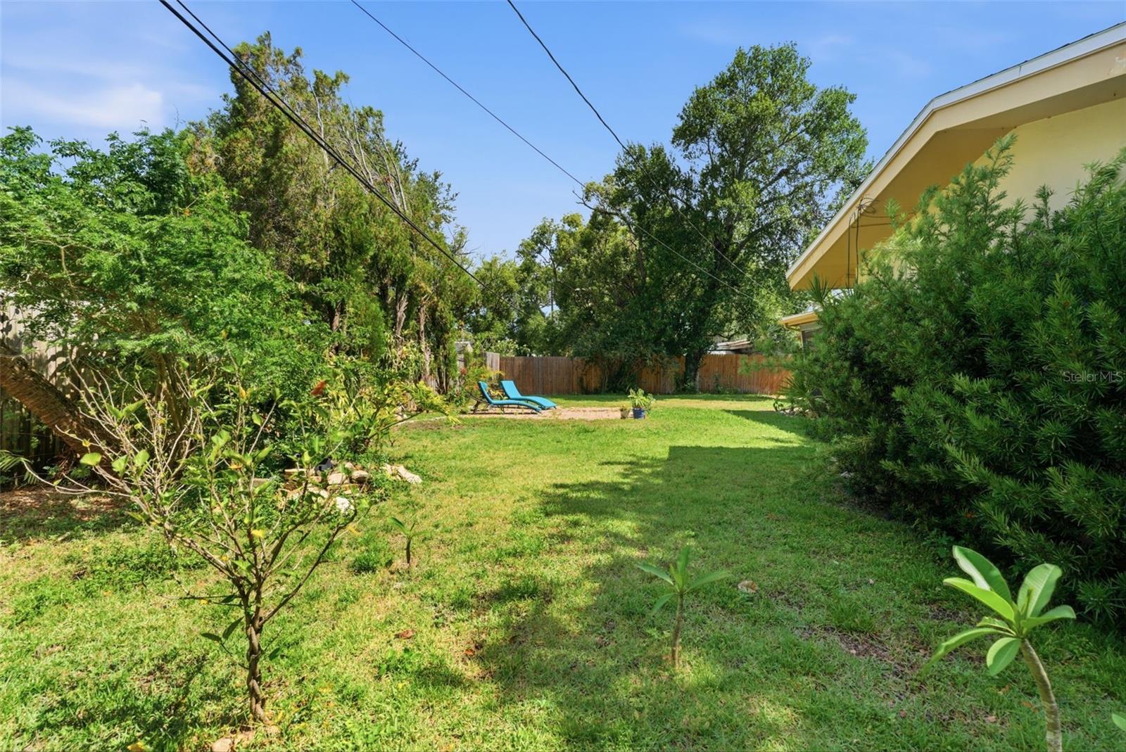 2050 DUNSTON COVE RD, CLEARWATER, FL, 33755