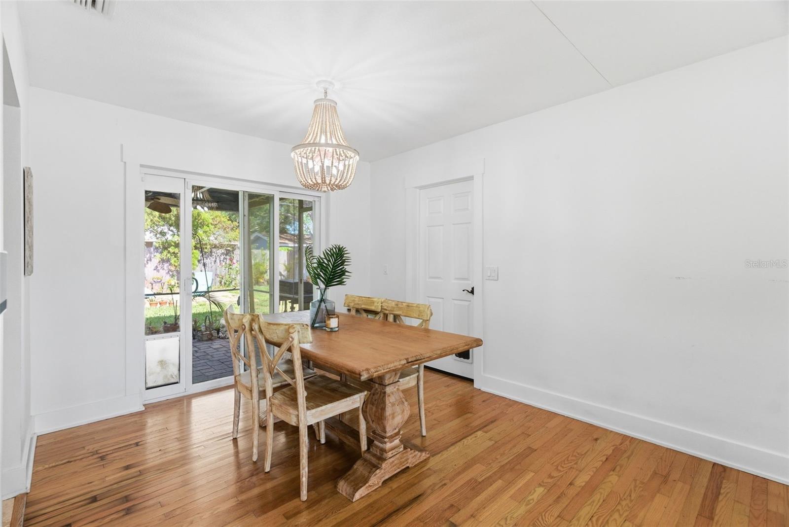 2050 DUNSTON COVE RD, CLEARWATER, FL, 33755