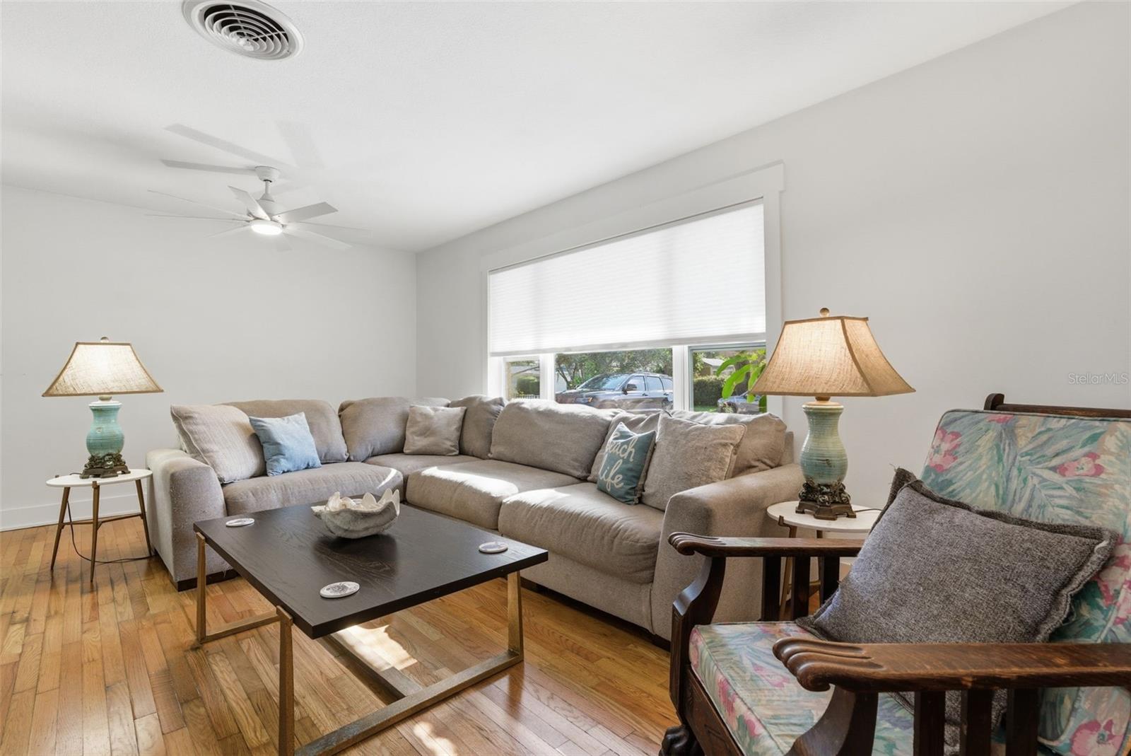 2050 DUNSTON COVE RD, CLEARWATER, FL, 33755