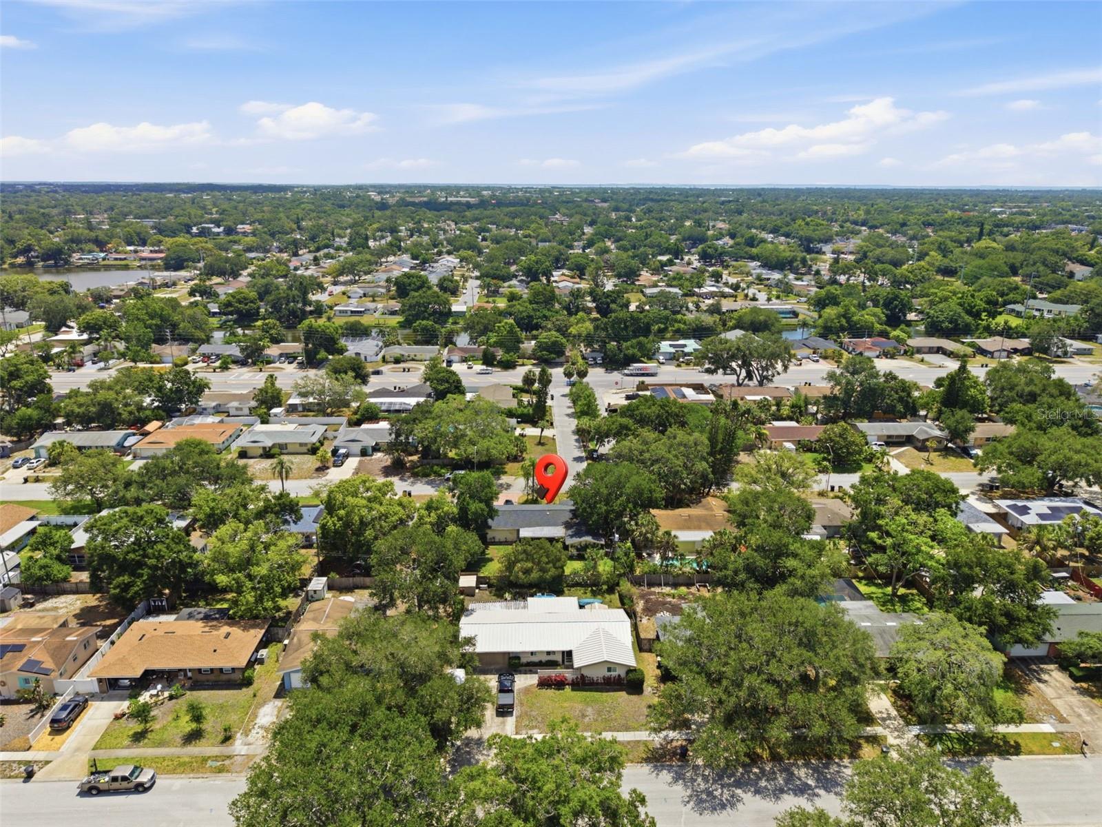 2050 DUNSTON COVE RD, CLEARWATER, FL, 33755