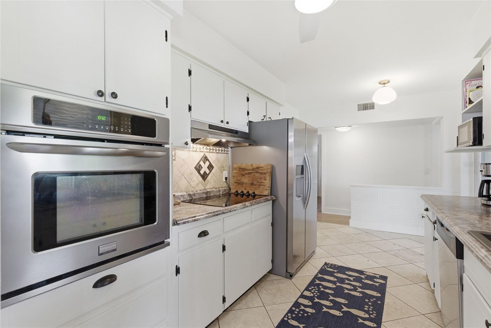2050 DUNSTON COVE RD, CLEARWATER, FL, 33755