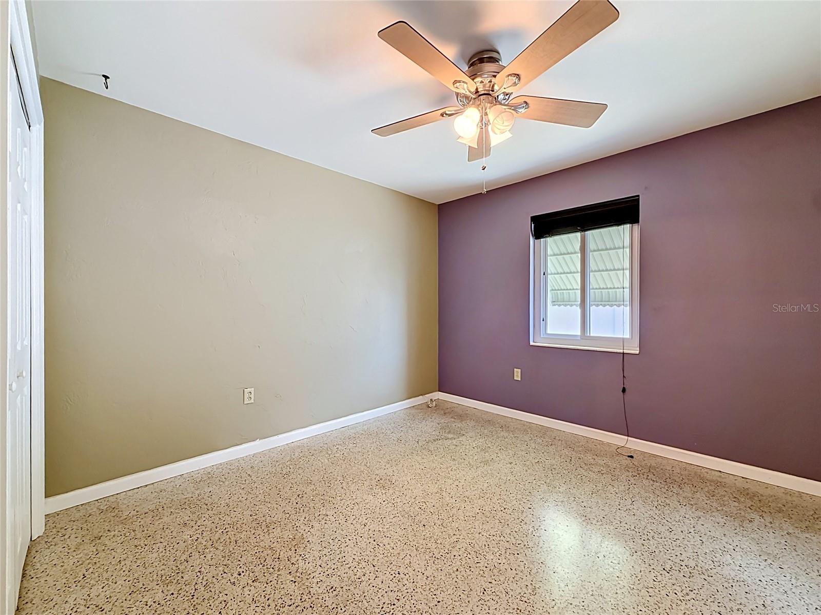 5163 60TH WAY N, KENNETH CITY, FL, 33709