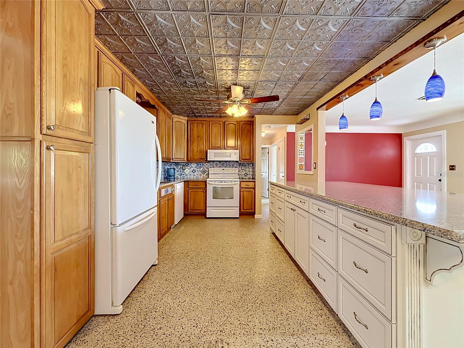 5163 60TH WAY N, KENNETH CITY, FL, 33709