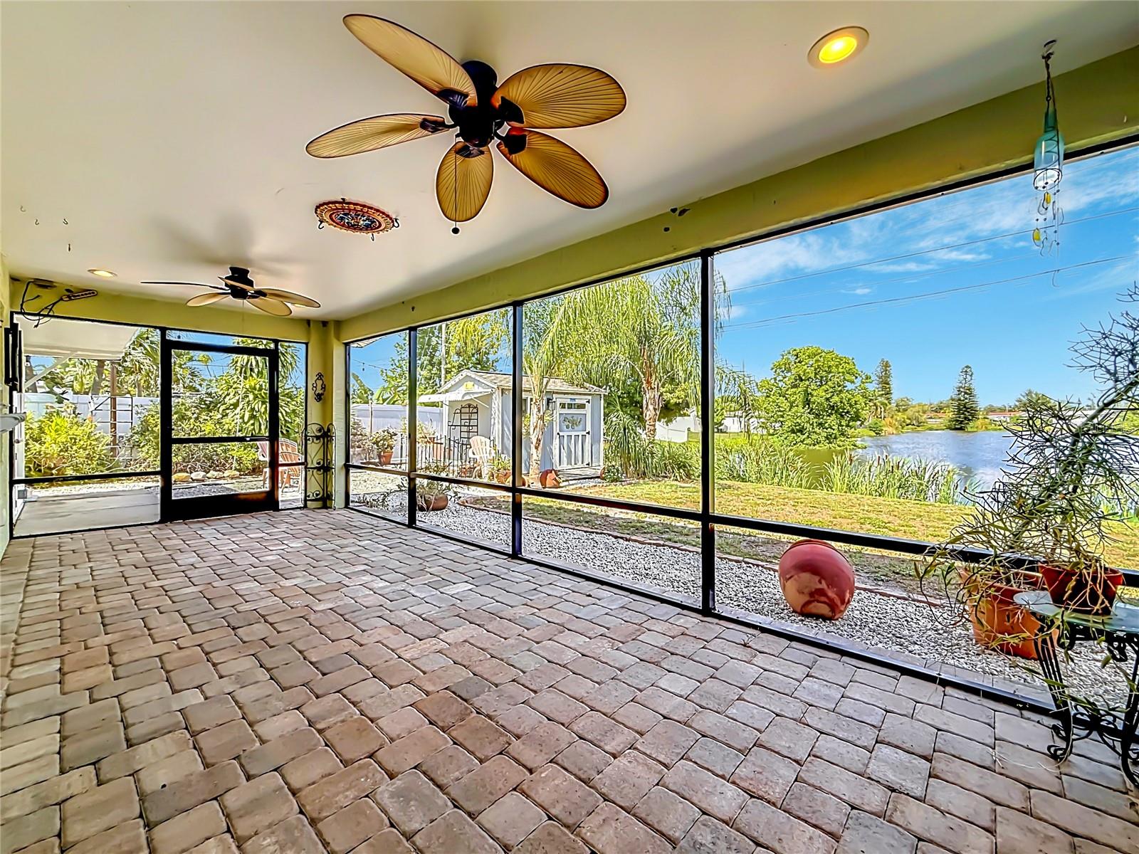 5163 60TH WAY N, KENNETH CITY, FL, 33709