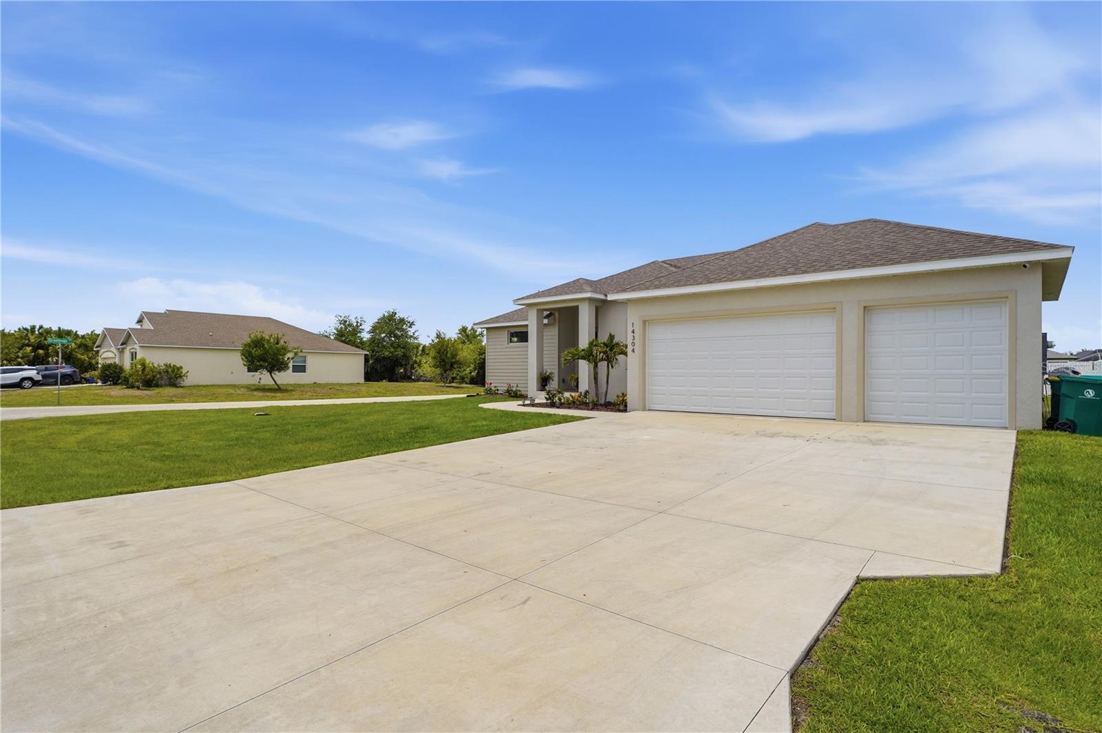 14304 AMESTOY AVE, PORT CHARLOTTE, FL, 33981