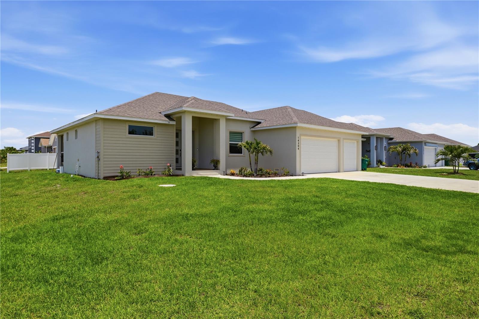 14304 AMESTOY AVE, PORT CHARLOTTE, FL, 33981