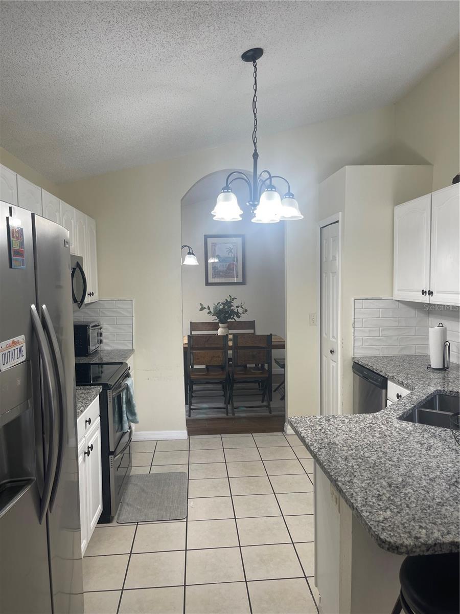 1336 CASTERTON CIR, DAVENPORT, FL, 33897
