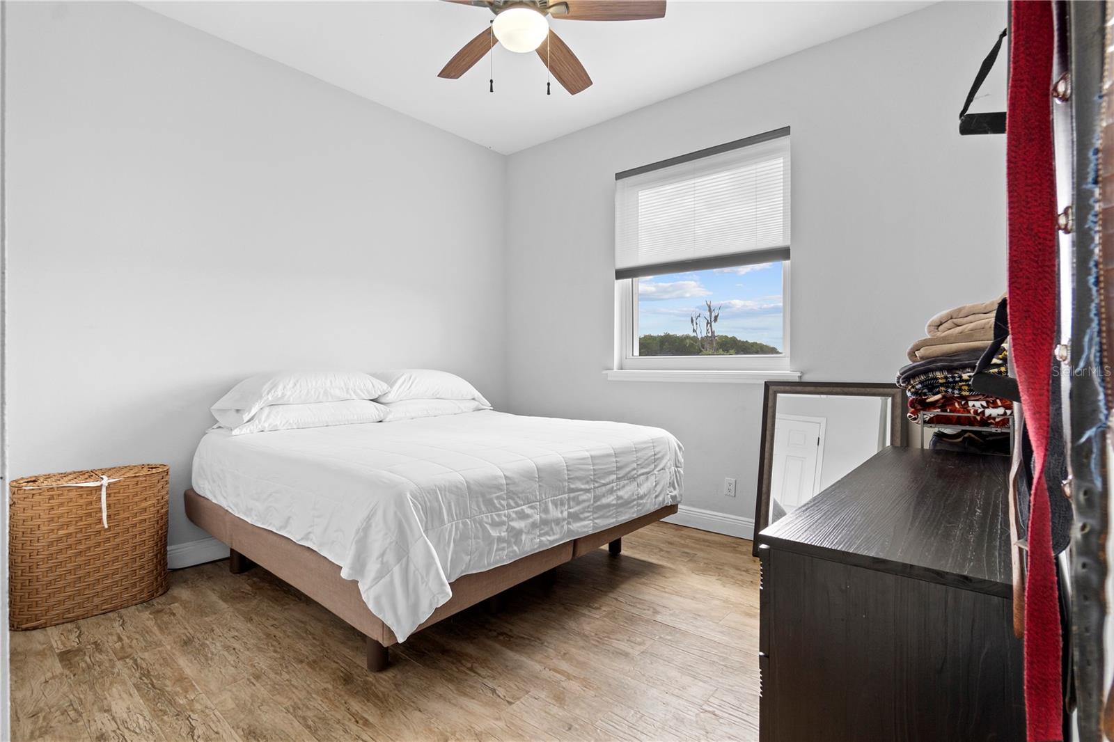 1345 NE 155 PLACE, CITRA, FL, 32113