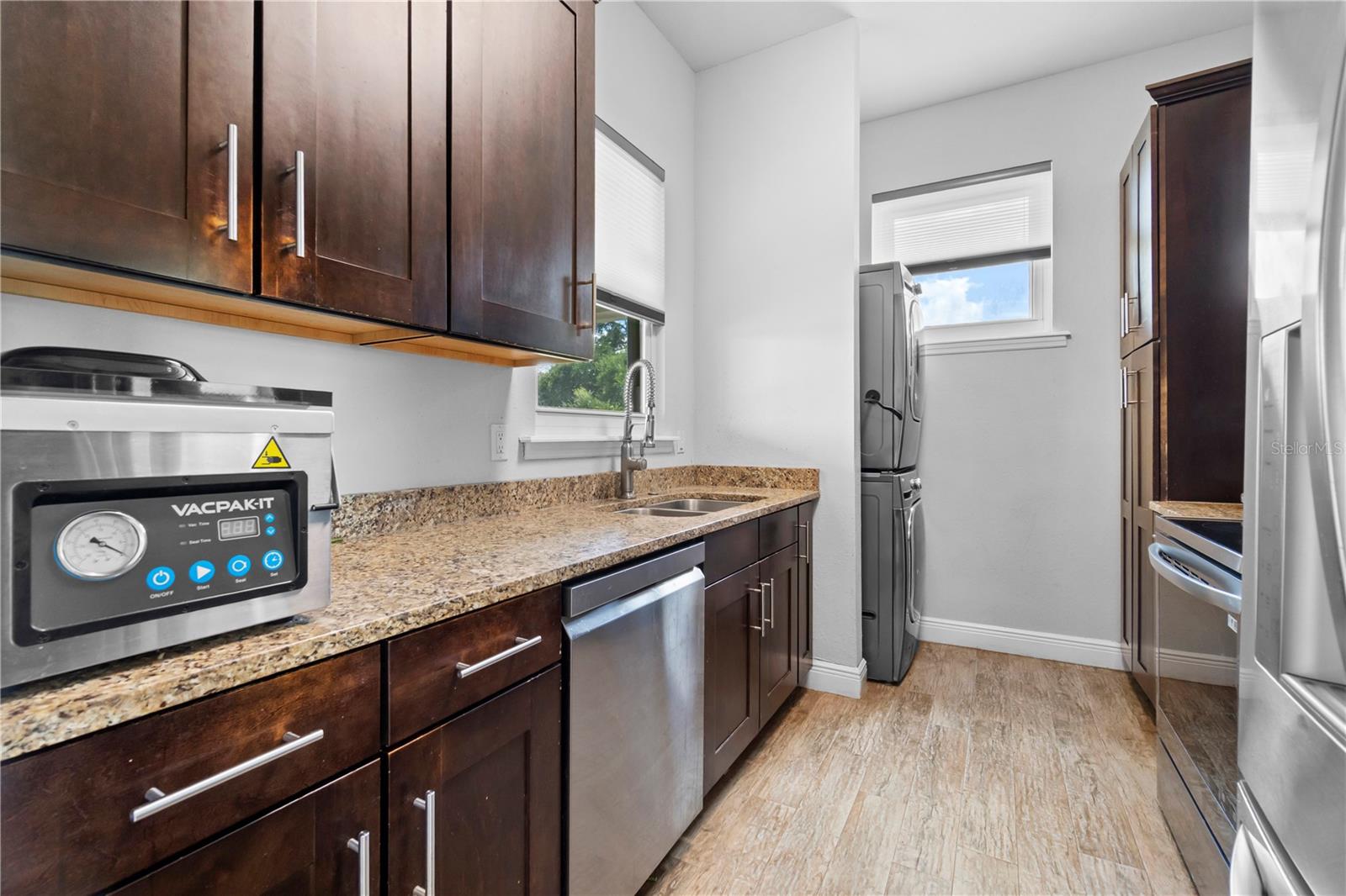 1345 NE 155 PLACE, CITRA, FL, 32113
