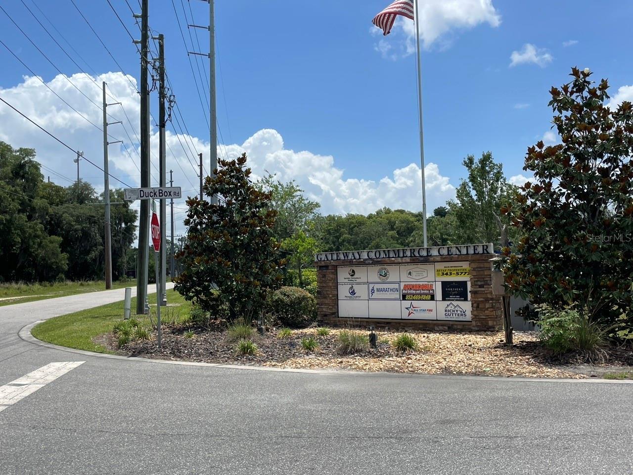 1080 DUCK BOX RD, UMATILLA, FL, 32784