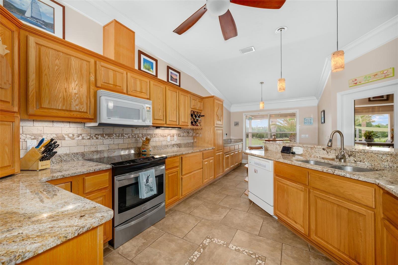 6739 SE 67TH CT, TRENTON, FL, 32693