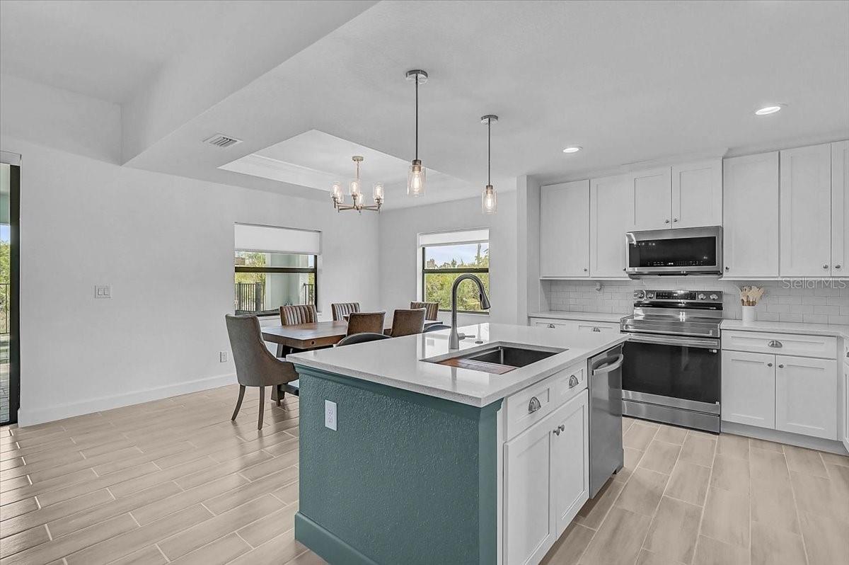 112 HERCULES DR, ROTONDA WEST, FL, 33947