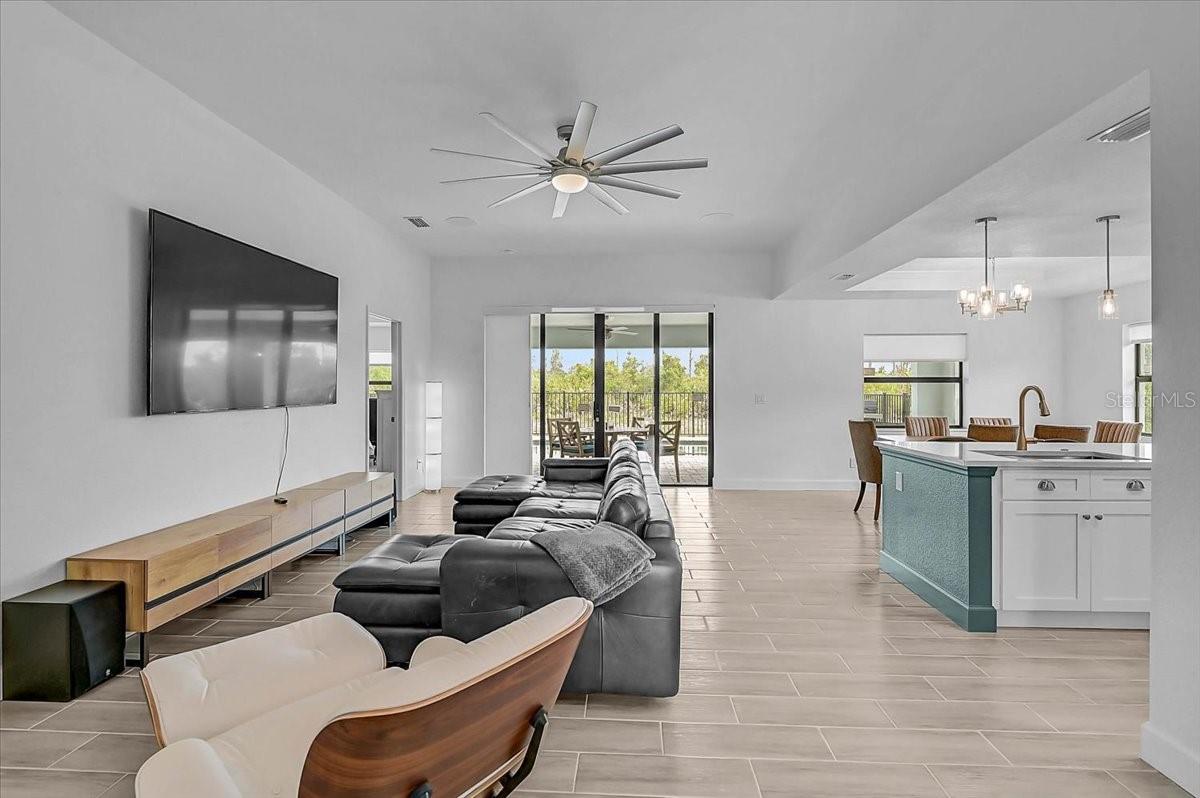 112 HERCULES DR, ROTONDA WEST, FL, 33947