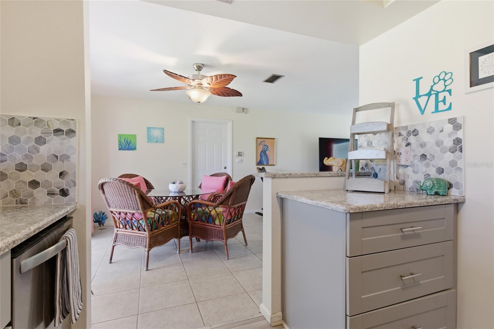 52 ANNAPOLIS LN, ROTONDA WEST, FL, 33947
