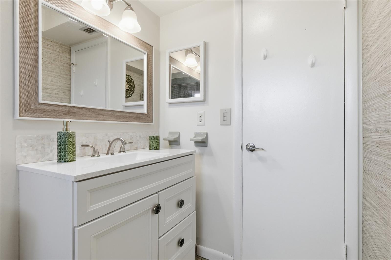 52 ANNAPOLIS LN, ROTONDA WEST, FL, 33947