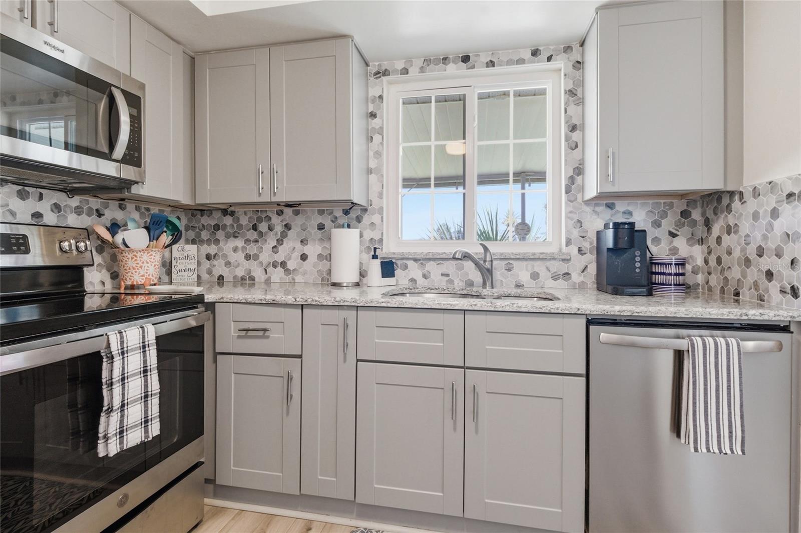 52 ANNAPOLIS LN, ROTONDA WEST, FL, 33947