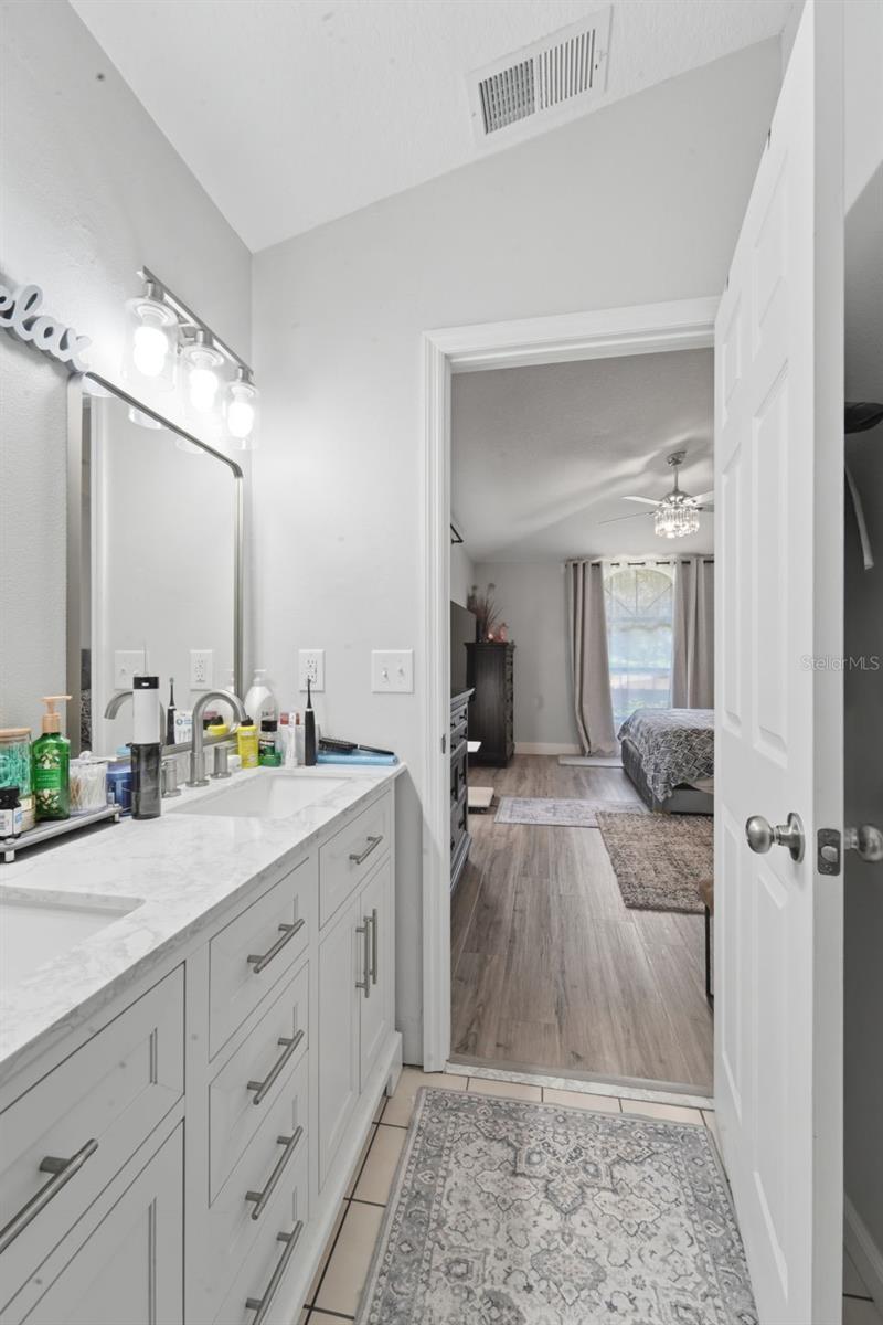 2530 M AND M LN, ORANGE CITY, FL, 32763