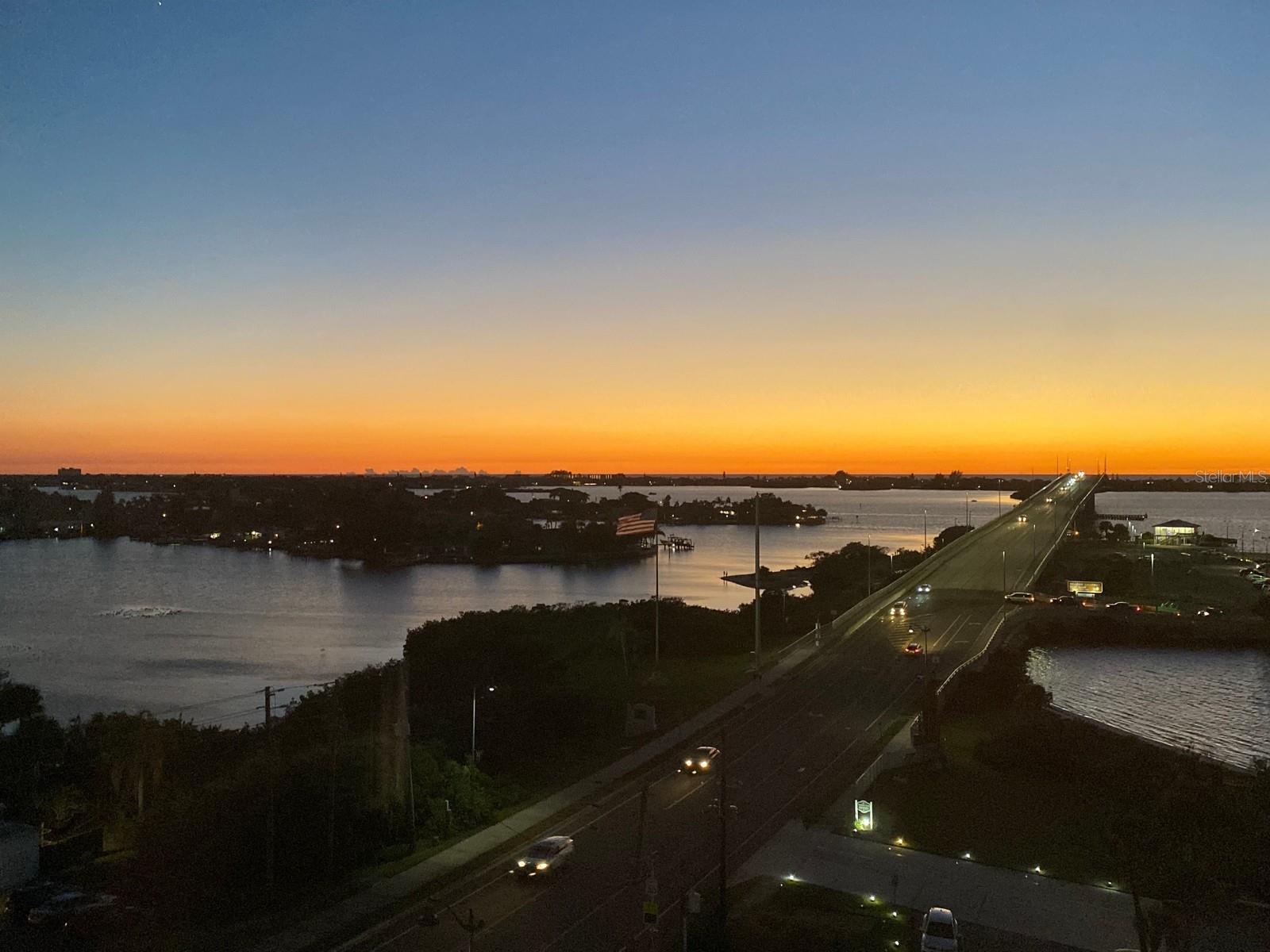 100 BLUFF VIEW DR #311A, BELLEAIR BLUFFS, FL, 33770