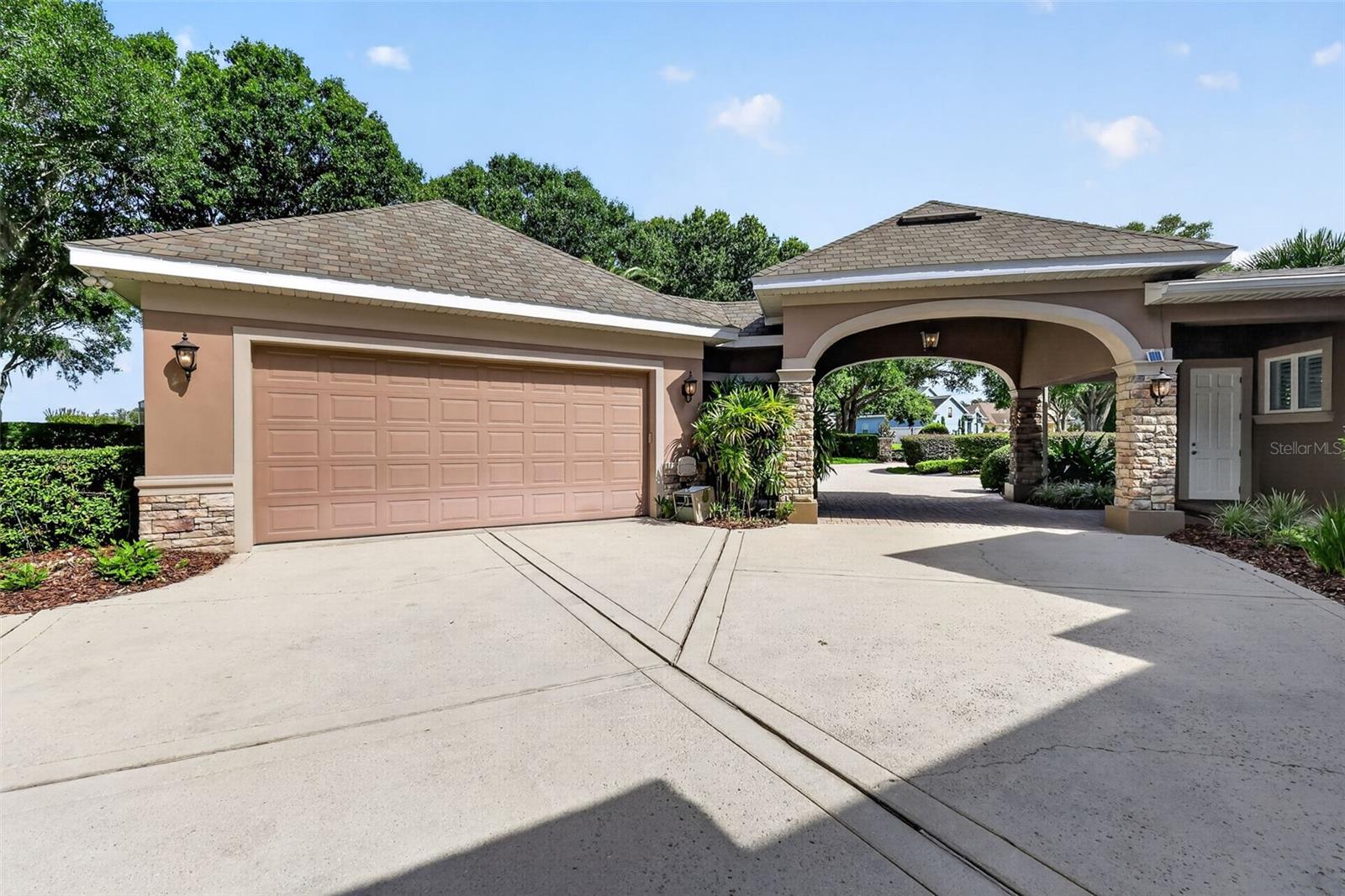 1000 JULIETTE BLVD, MOUNT DORA, FL, 32757