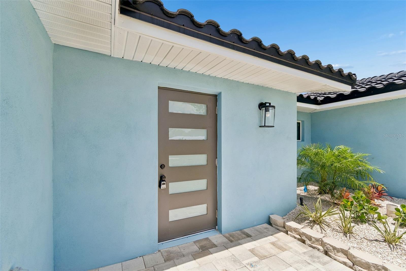 10238 TARPON DR, TREASURE ISLAND, FL, 33706