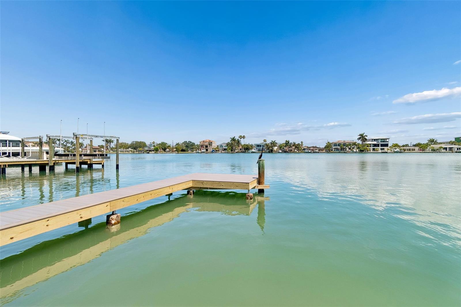 10238 TARPON DR, TREASURE ISLAND, FL, 33706