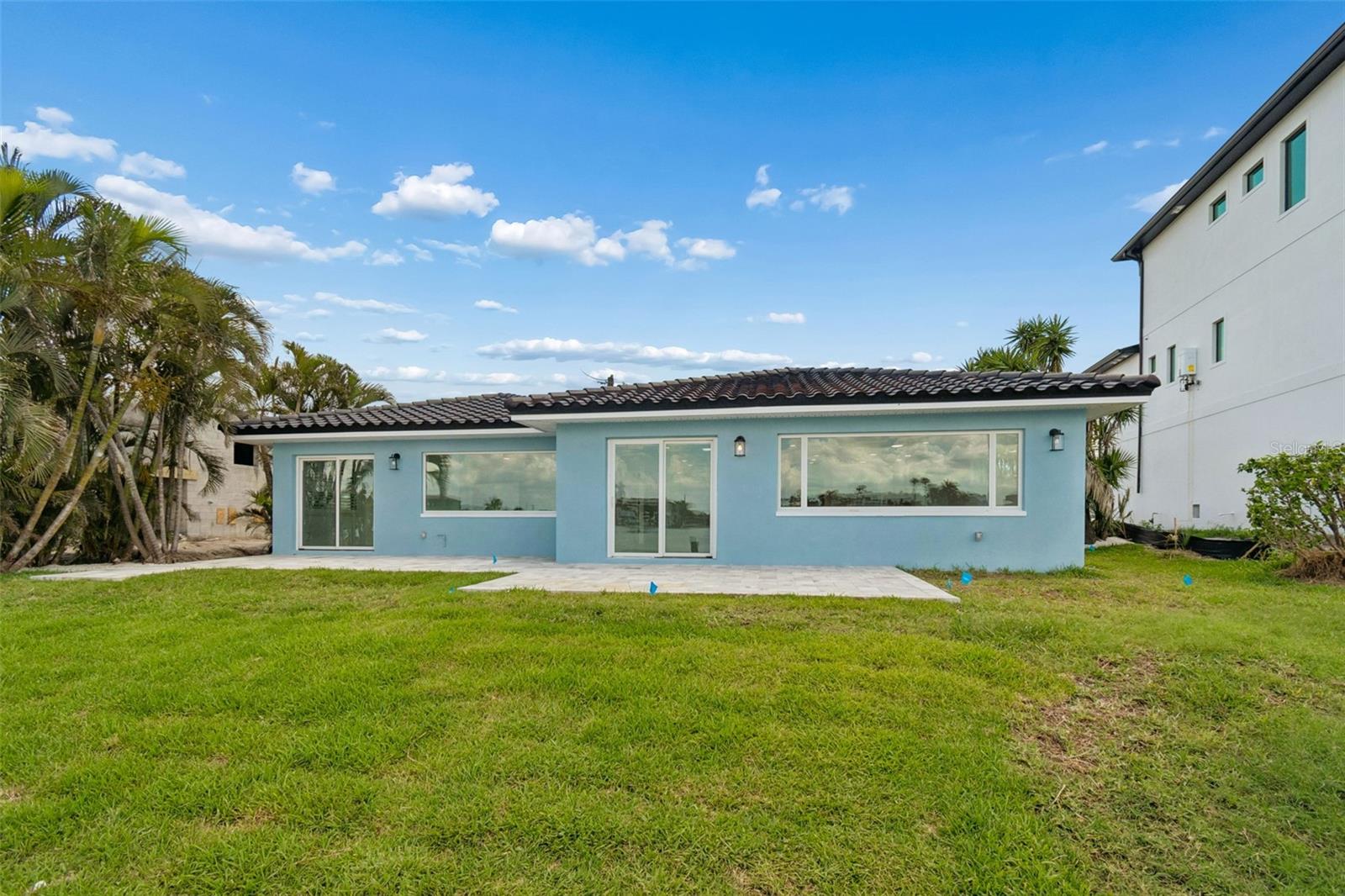 10238 TARPON DR, TREASURE ISLAND, FL, 33706