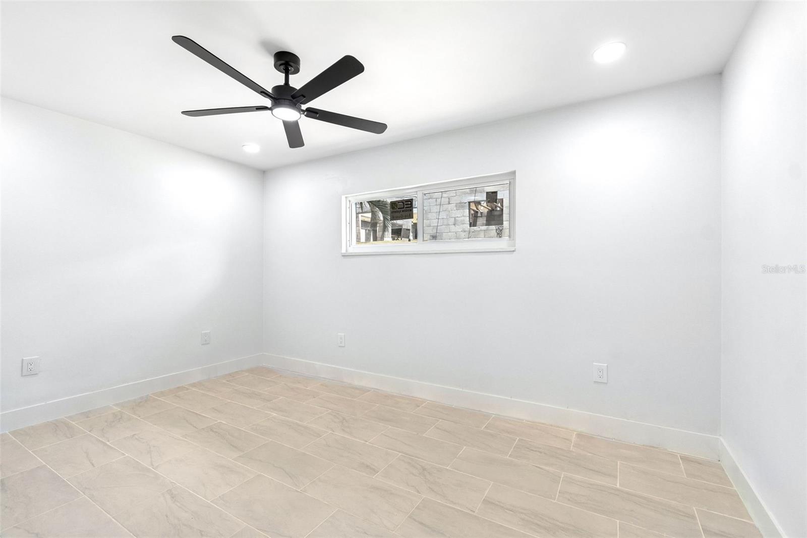 10238 TARPON DR, TREASURE ISLAND, FL, 33706