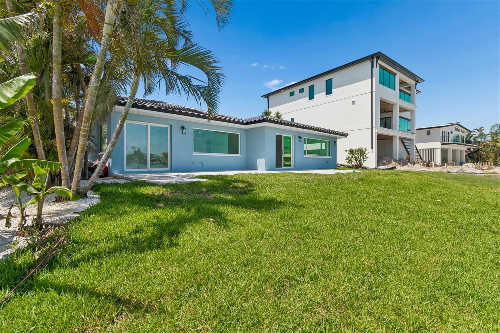 10238 TARPON DR, TREASURE ISLAND, FL, 33706