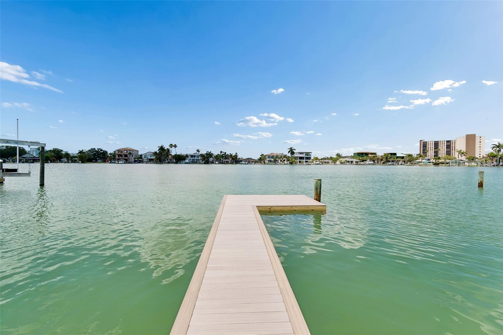 10238 TARPON DR, TREASURE ISLAND, FL, 33706