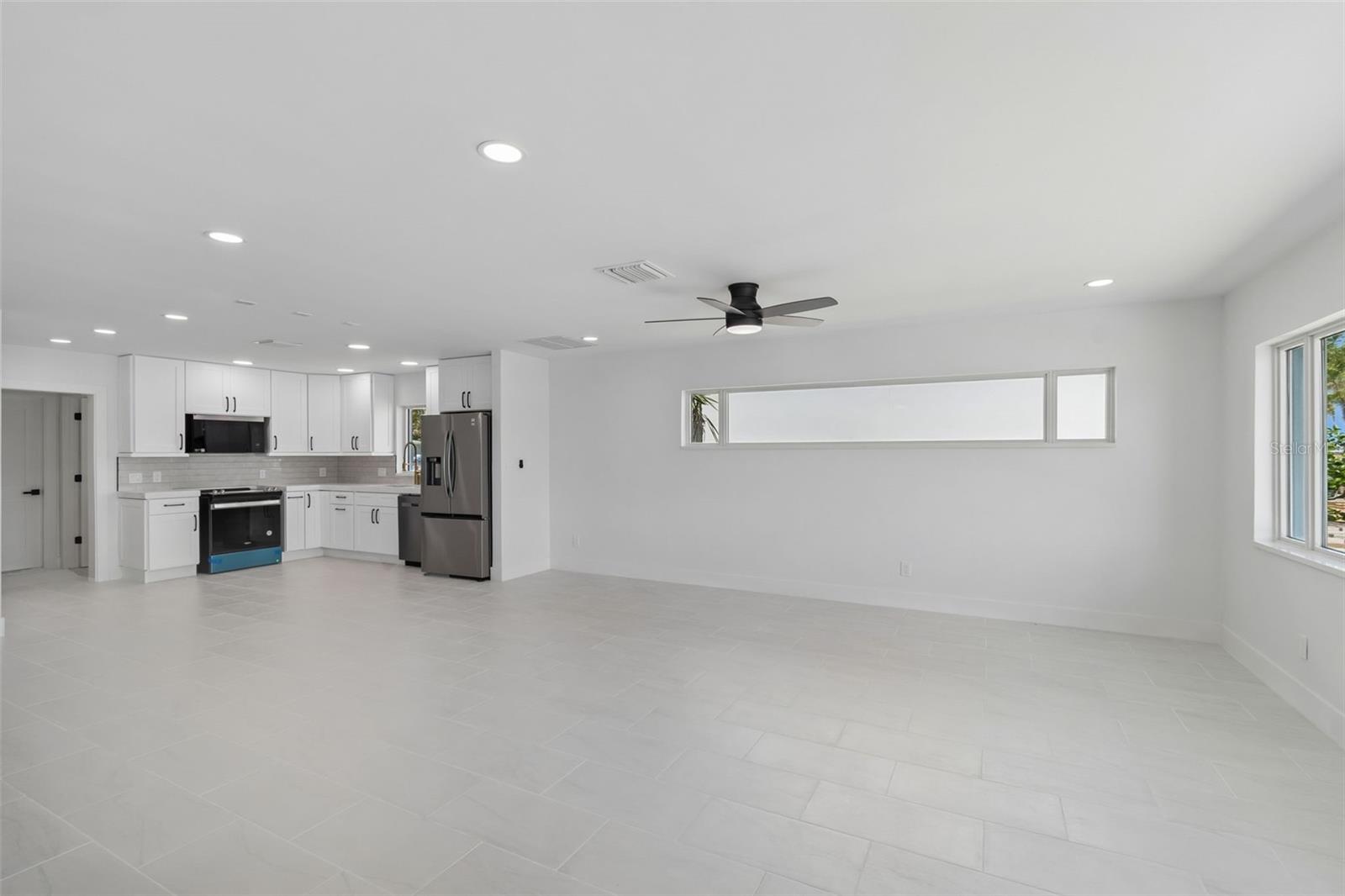 10238 TARPON DR, TREASURE ISLAND, FL, 33706