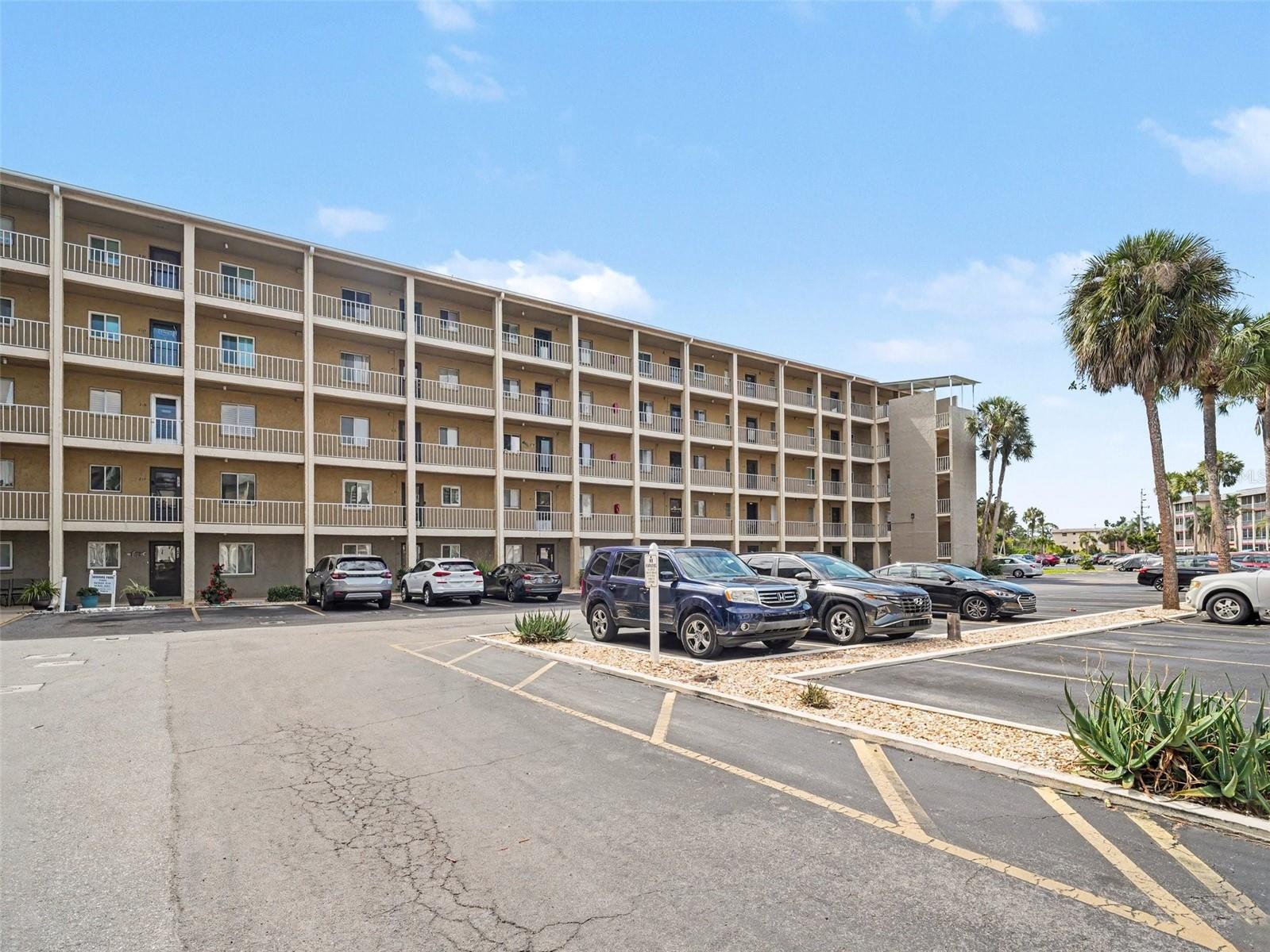 3801 LAKE BAYSHORE DR #H413, BRADENTON, FL, 34205