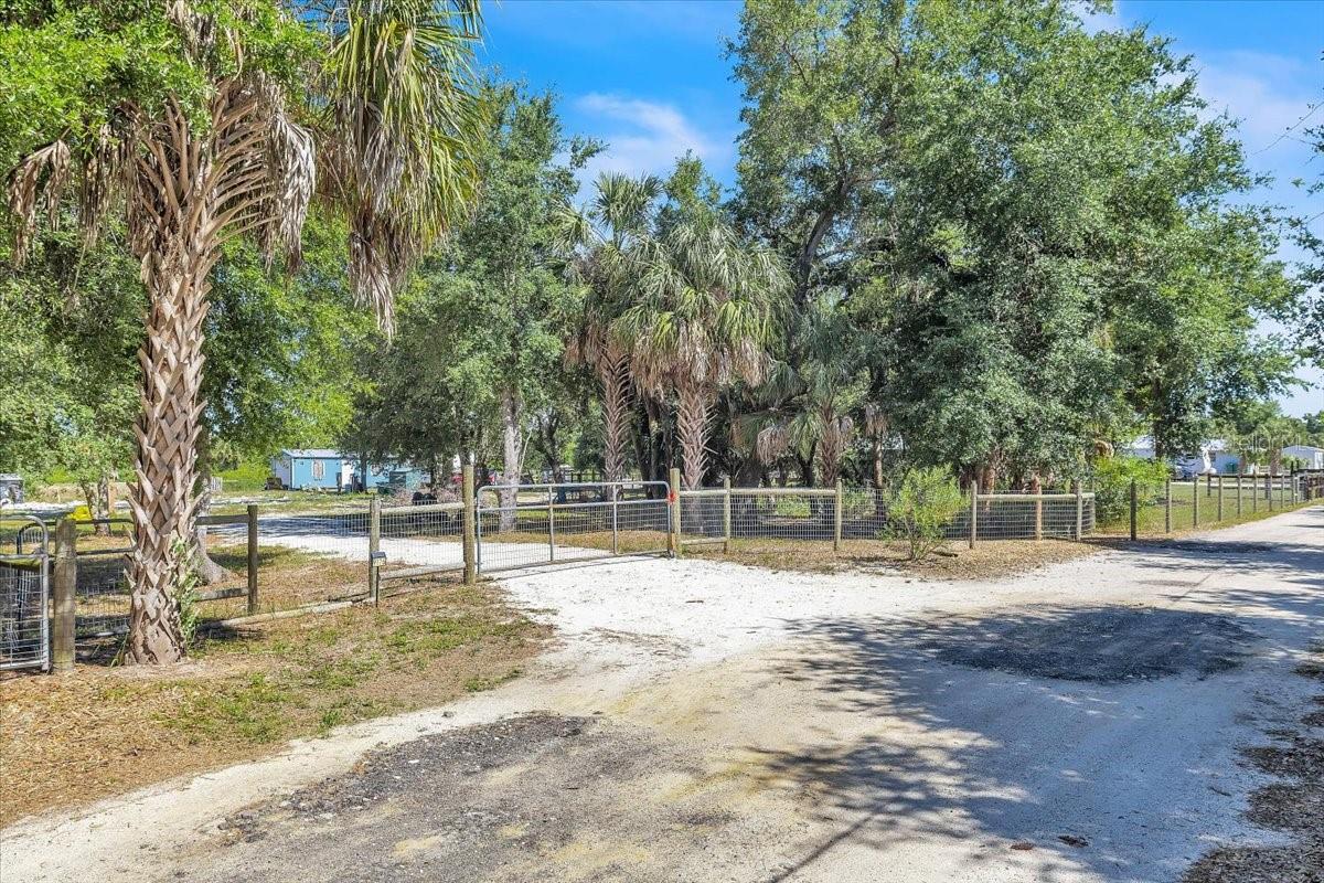 9176 GROVE BLVD, PUNTA GORDA, FL, 33982