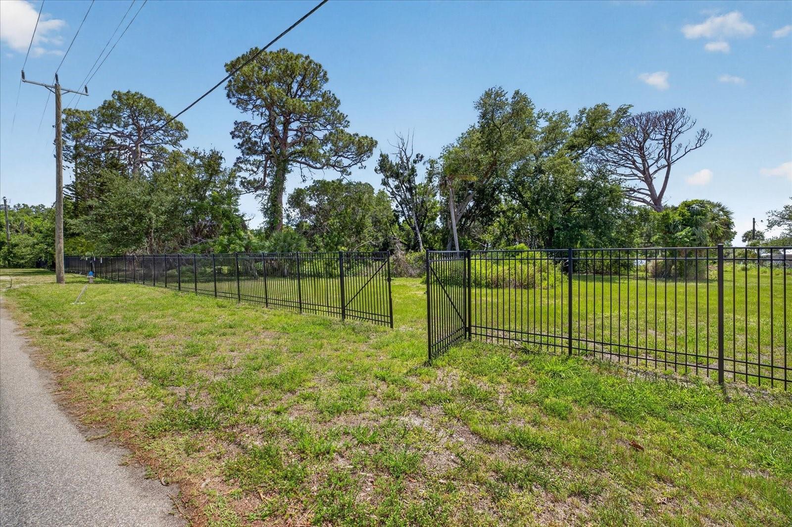 8258 LONGBAY BLVD, SARASOTA, FL, 34234