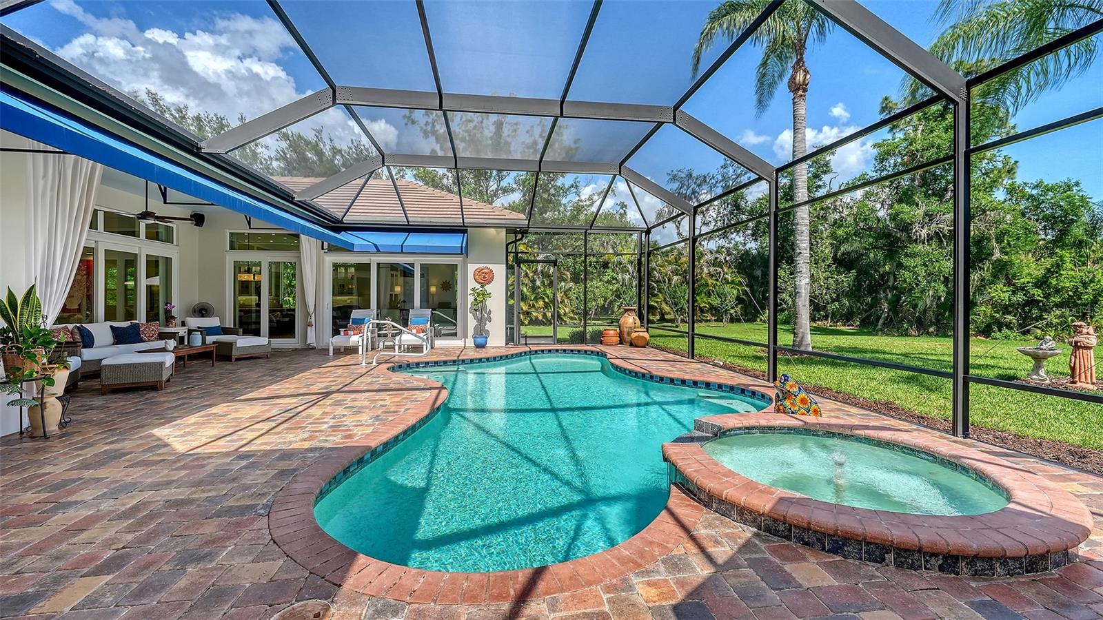 10010 CLUBHOUSE DR, LAKEWOOD RANCH, FL, 34202