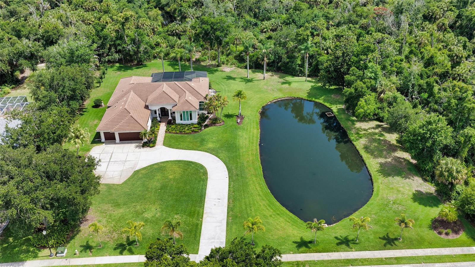 10010 CLUBHOUSE DR, LAKEWOOD RANCH, FL, 34202