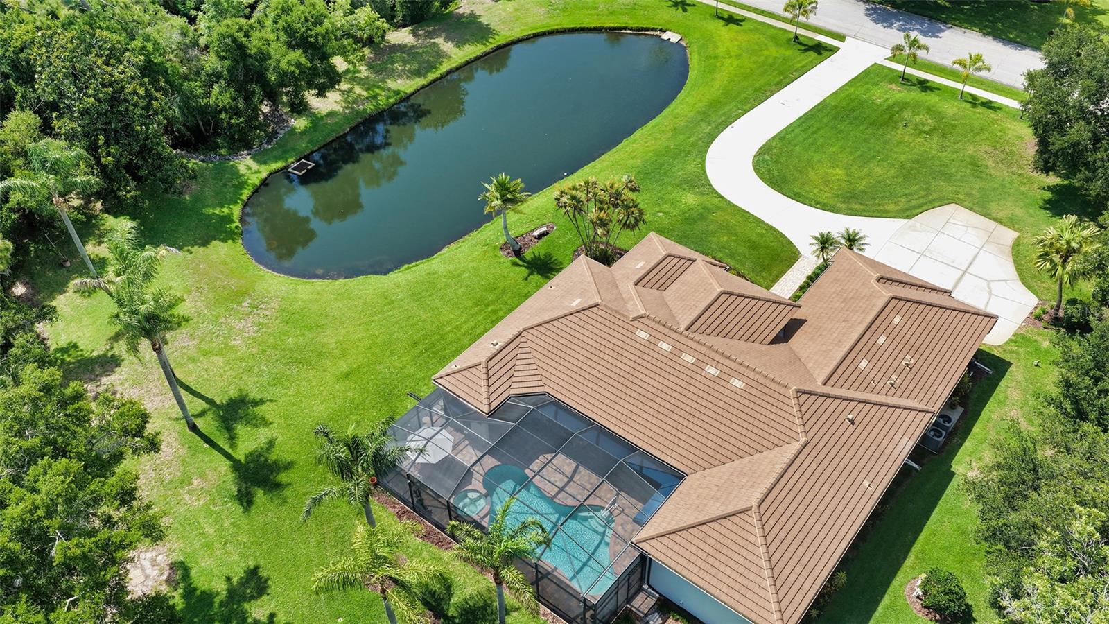 10010 CLUBHOUSE DR, LAKEWOOD RANCH, FL, 34202