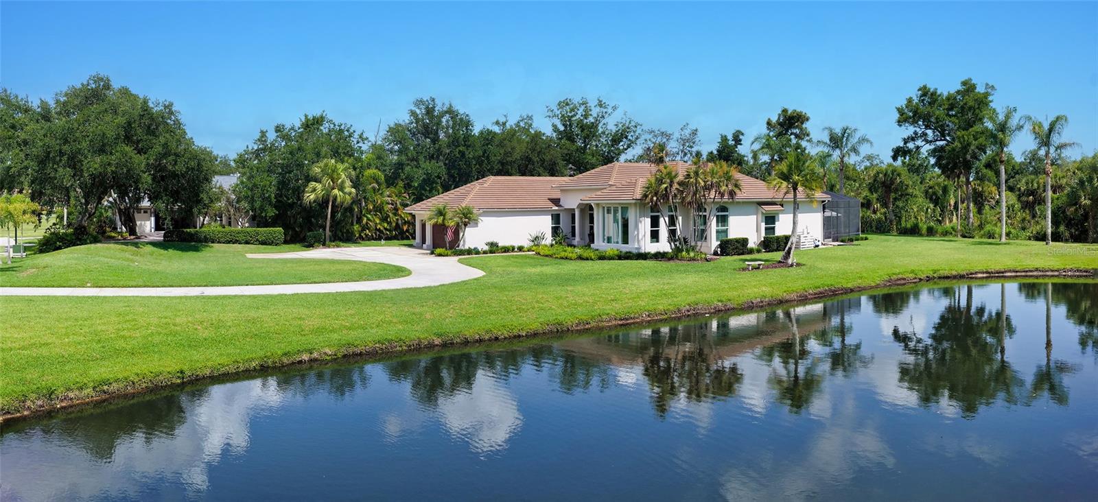 10010 CLUBHOUSE DR, LAKEWOOD RANCH, FL, 34202