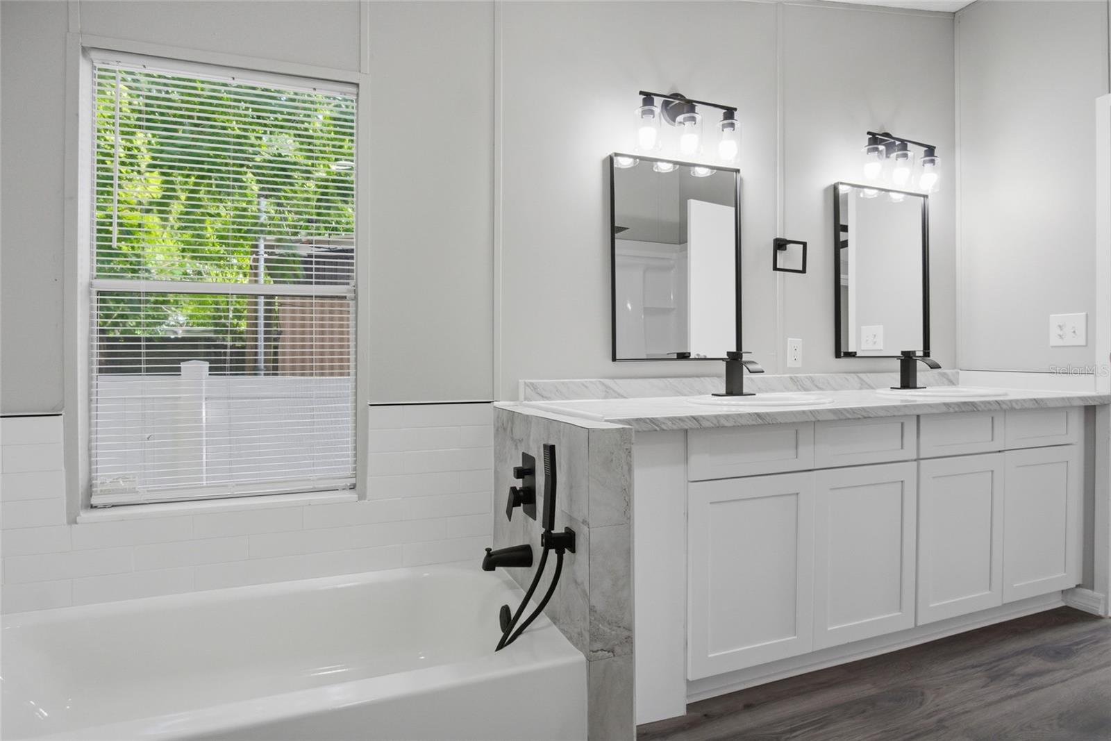 4519 MOBILAIRE DR, ORLANDO, FL, 32822