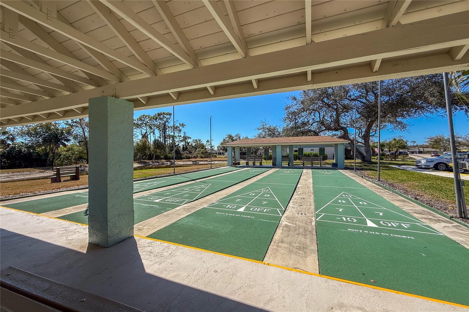 413 TOMOKA DR, ENGLEWOOD, FL, 34223