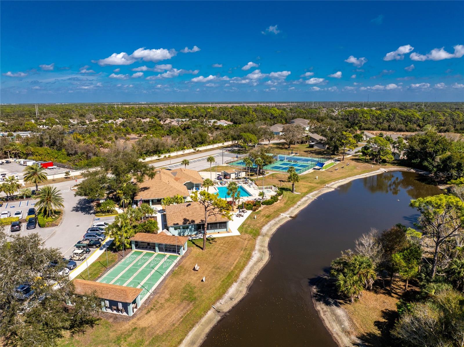 413 TOMOKA DR, ENGLEWOOD, FL, 34223