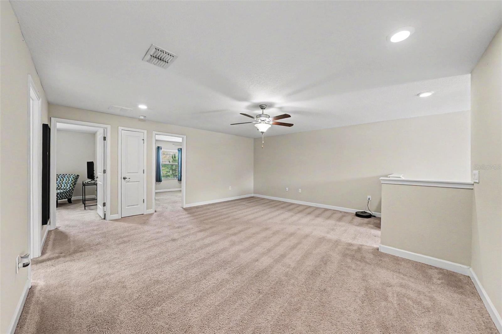 28504 TRANQUIL LAKE CIR, WESLEY CHAPEL, FL, 33543