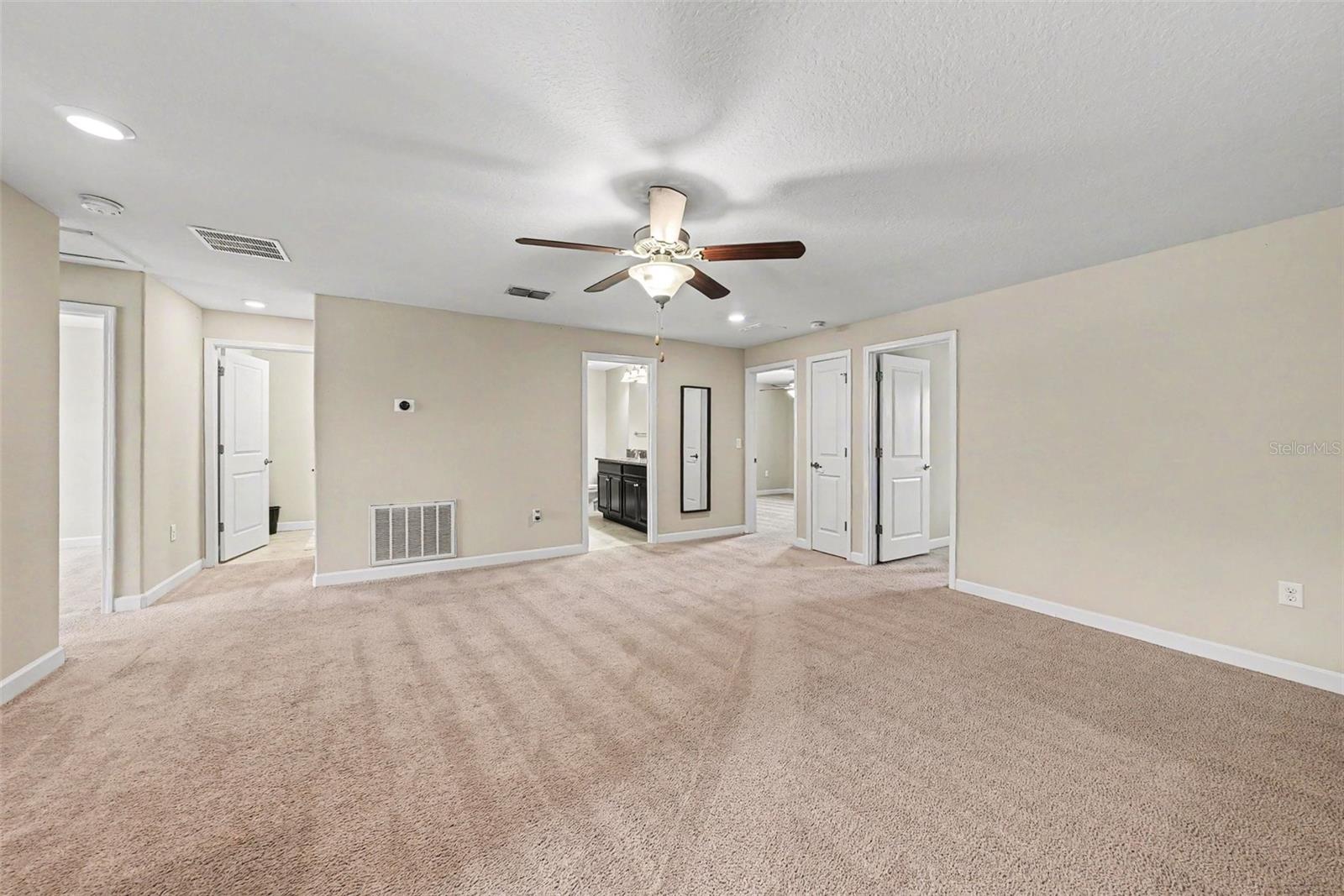 28504 TRANQUIL LAKE CIR, WESLEY CHAPEL, FL, 33543