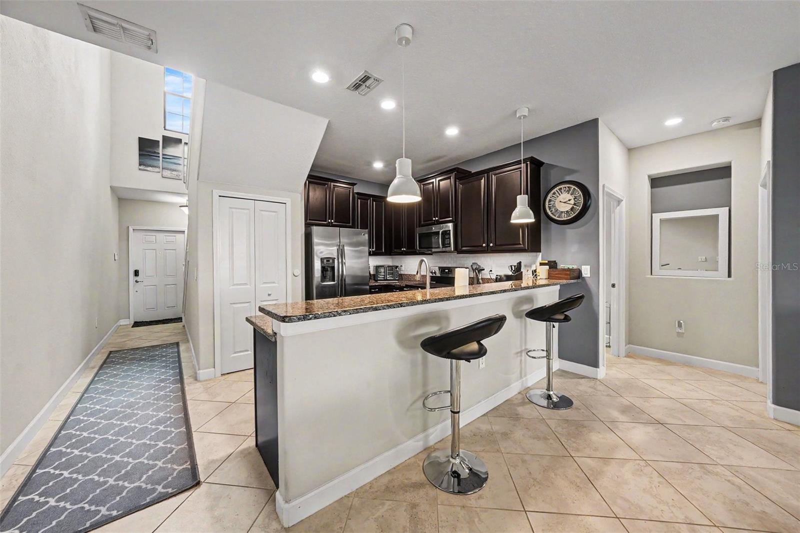 28504 TRANQUIL LAKE CIR, WESLEY CHAPEL, FL, 33543